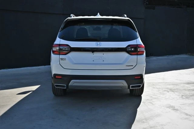 2025 Honda Pilot 4th Gen - Image 4 of 21