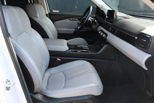 2025 Honda Pilot 4th Gen - Image 19 of 21