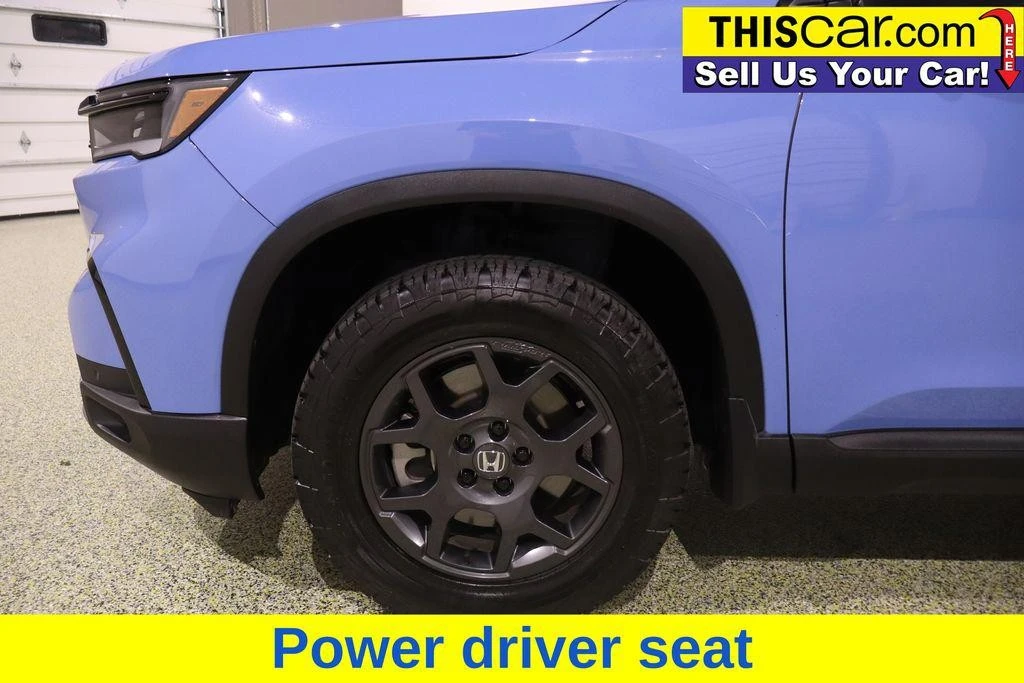 2025 Honda Pilot 4th Gen - Image 15 of 21