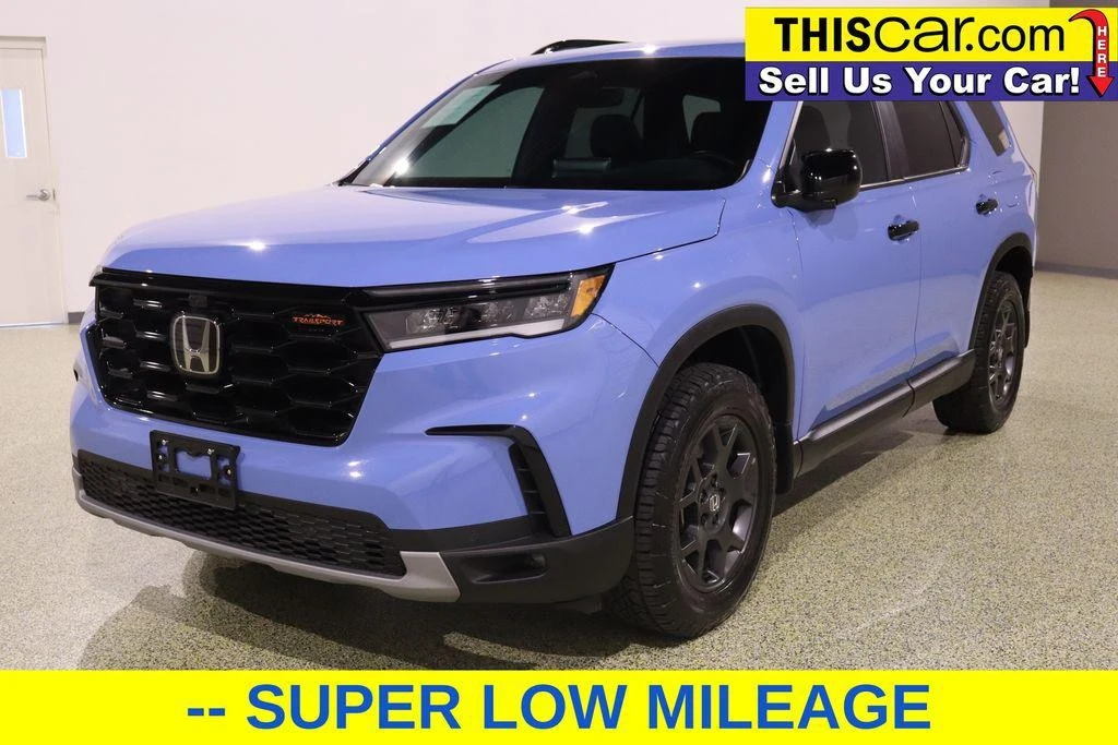 2025 Honda Pilot 4th Gen - Image 3 of 21