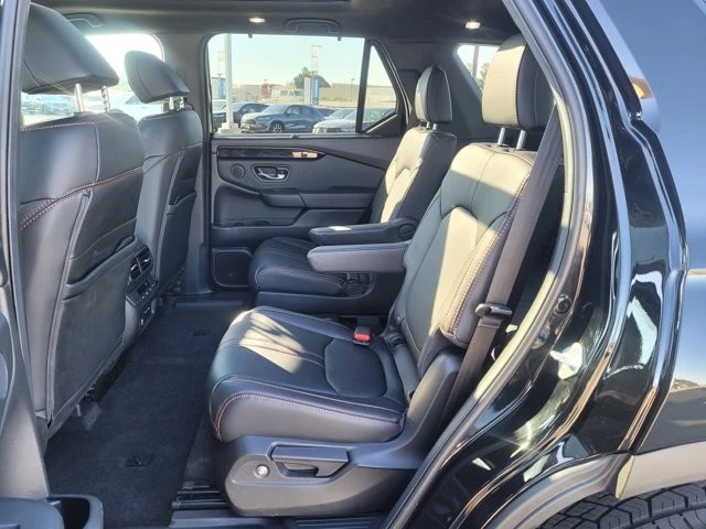 2025 Honda Pilot 4th Gen - Image 12 of 12