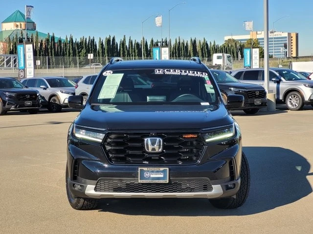 2025 Honda Pilot 4th Gen - Image 2 of 12