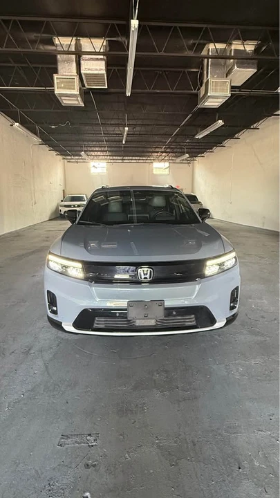 2025 Honda Prelude - Image 2 of 10
