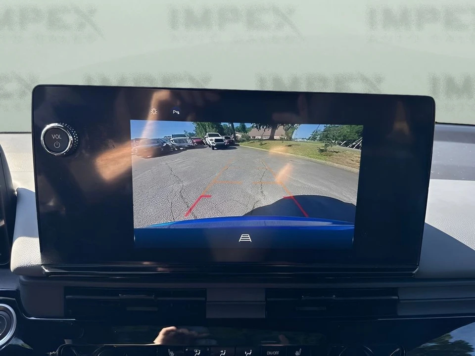 2025 Honda - Image 23 of 31