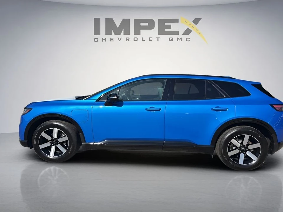 2025 Honda - Image 2 of 31