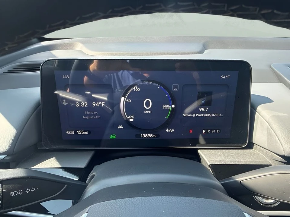 2025 Honda - Image 17 of 28