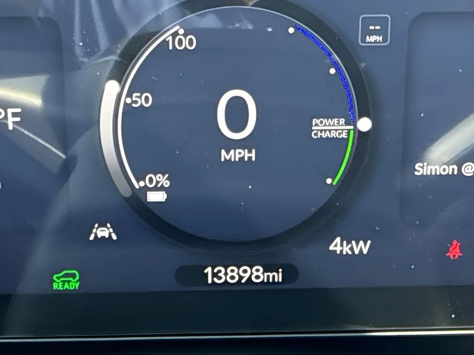 2025 Honda - Image 18 of 28