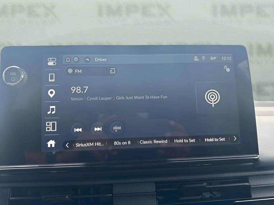 2025 Honda - Image 14 of 31
