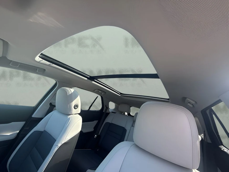 2025 Honda - Image 6 of 25