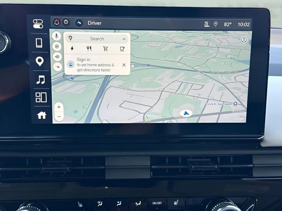 2025 Honda - Image 10 of 25