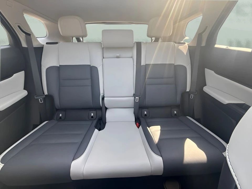 2025 Honda - Image 7 of 25
