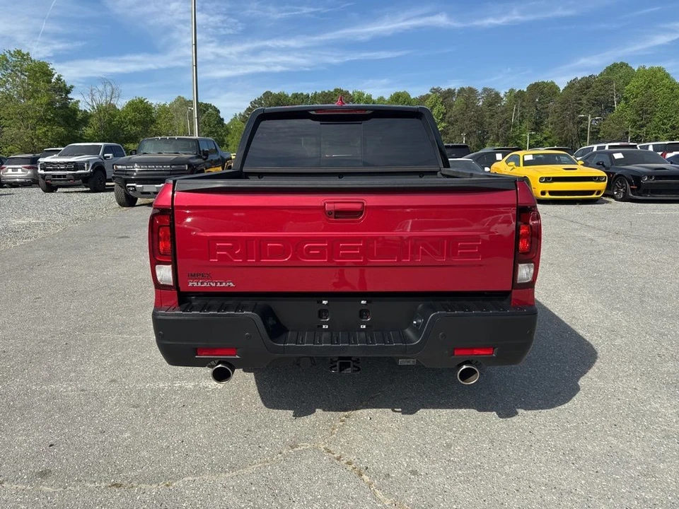 2025 Honda Ridgeline 2nd Gen - Image 4 of 21