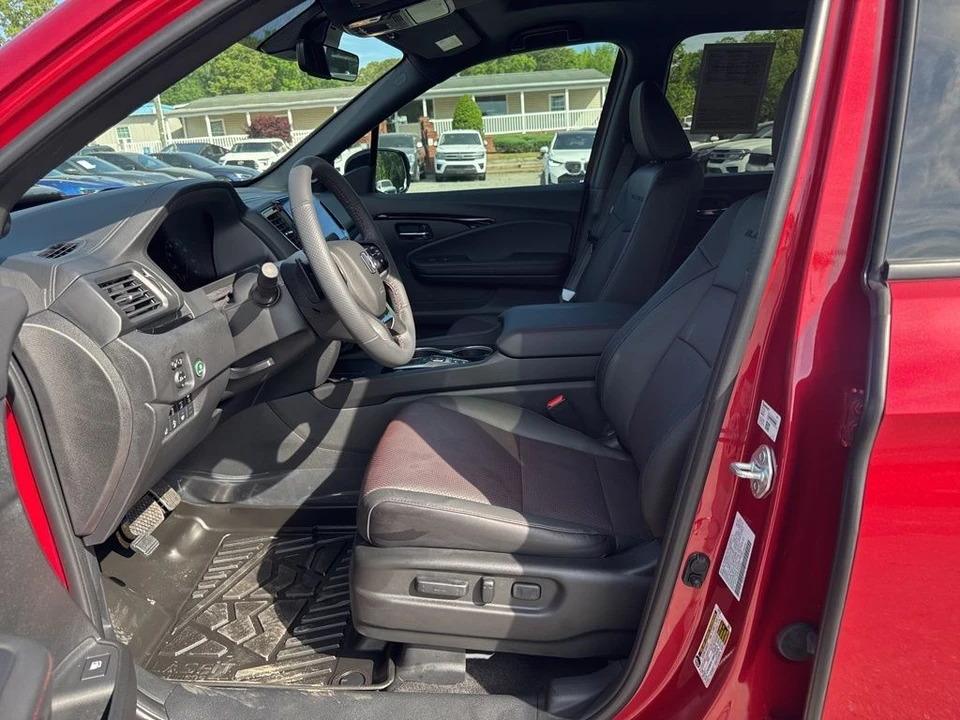 2025 Honda Ridgeline 2nd Gen - Image 9 of 21