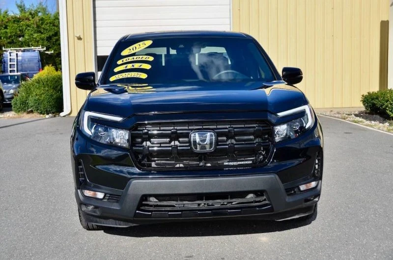 2025 Honda Ridgeline 2nd Gen - Image 3 of 12