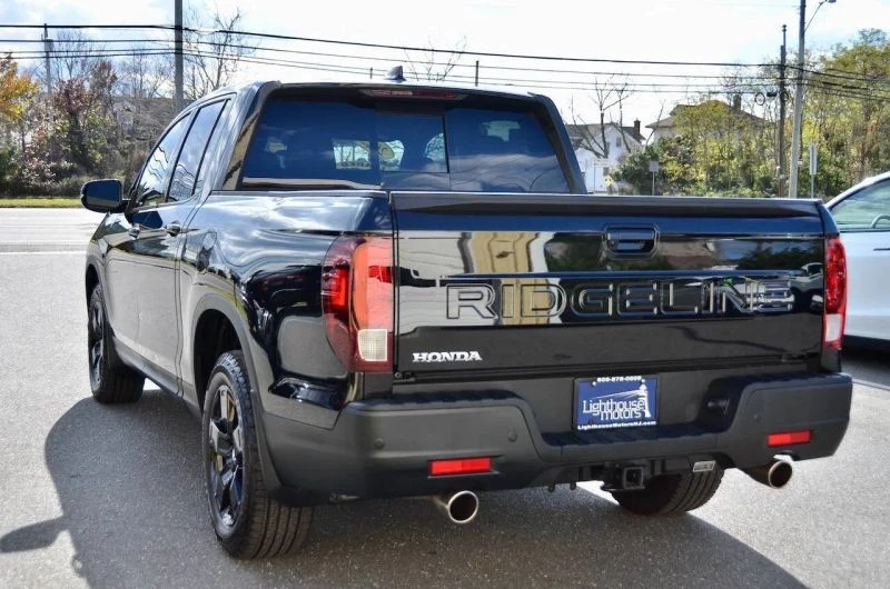 2025 Honda Ridgeline 2nd Gen - Image 8 of 12