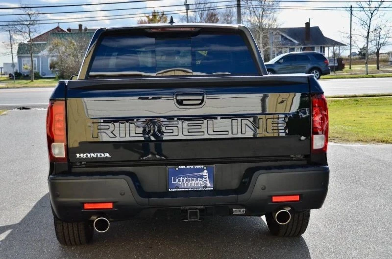 2025 Honda Ridgeline 2nd Gen - Image 9 of 12