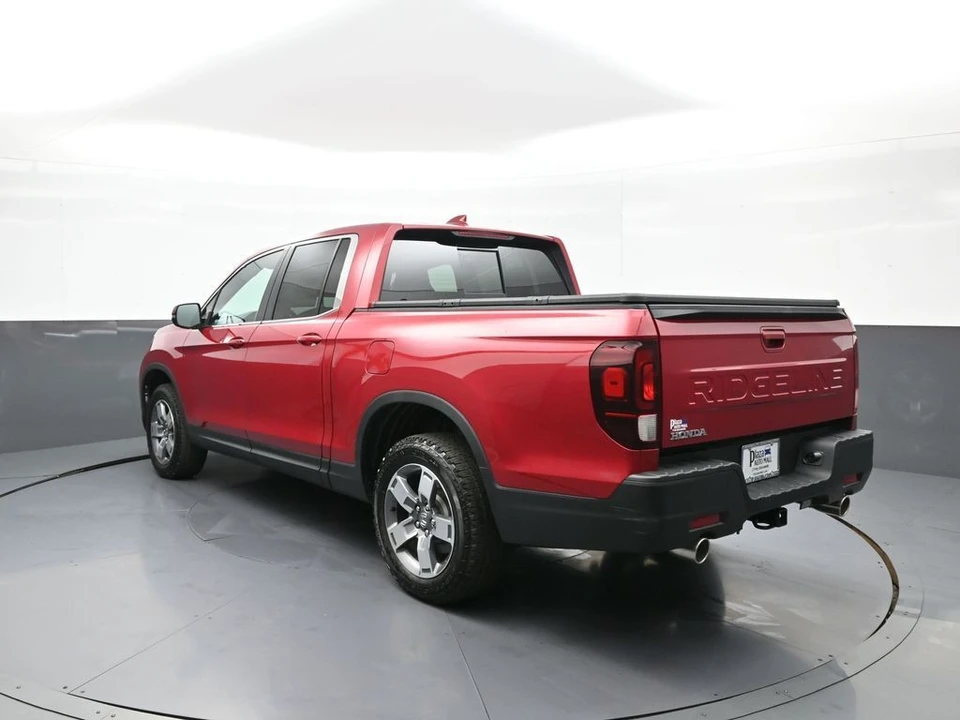 2025 Honda Ridgeline 2nd Gen - Image 8 of 31