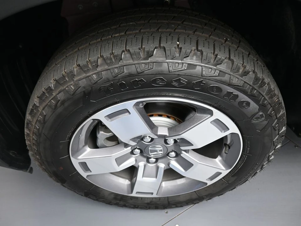 2025 Honda Ridgeline 2nd Gen - Image 14 of 31