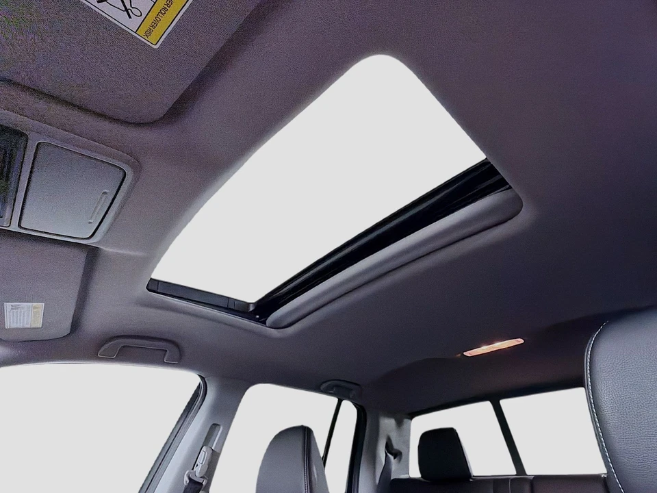 2025 Honda Ridgeline 2nd Gen - Image 16 of 21