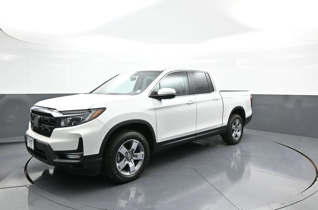 2025 Honda Ridgeline 2nd Gen - Image 10 of 12