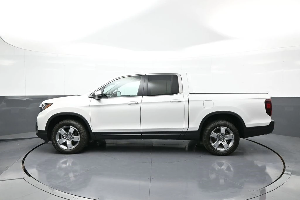 2025 Honda Ridgeline 2nd Gen - Image 9 of 12