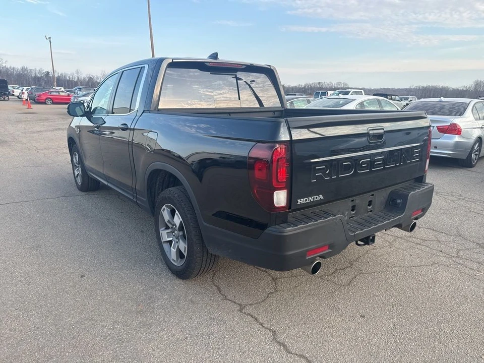 2025 Honda Ridgeline 2nd Gen - Image 2 of 8