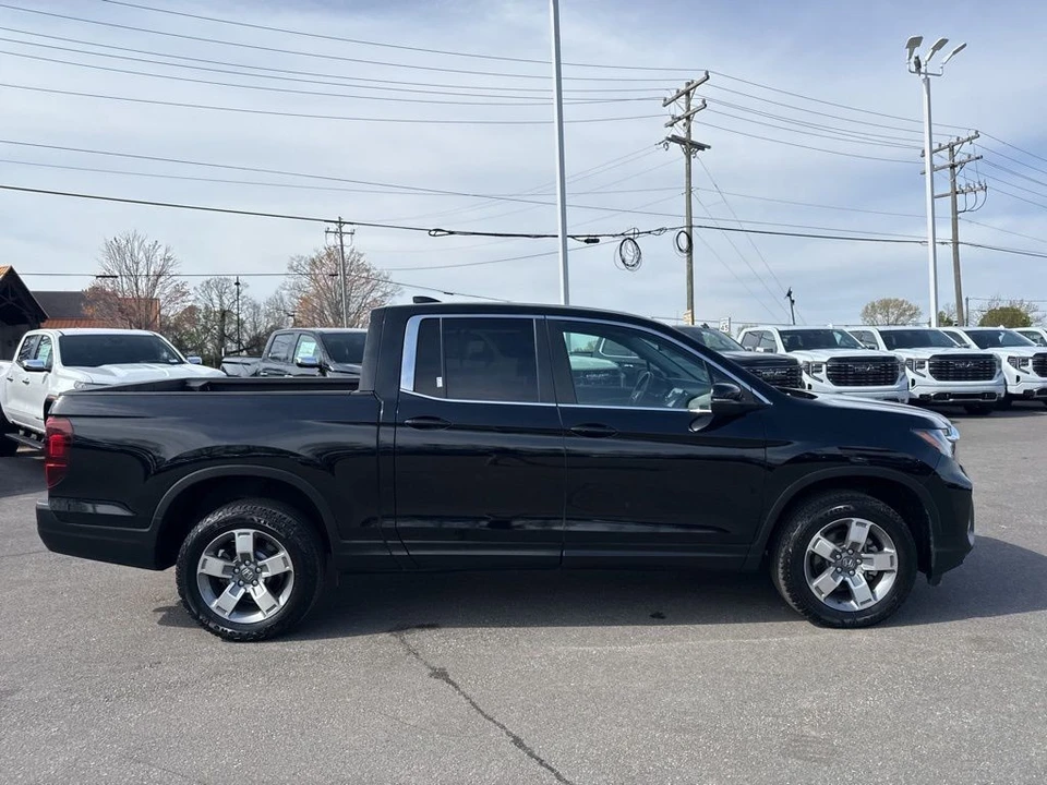 2025 Honda Ridgeline 2nd Gen - Image 6 of 21