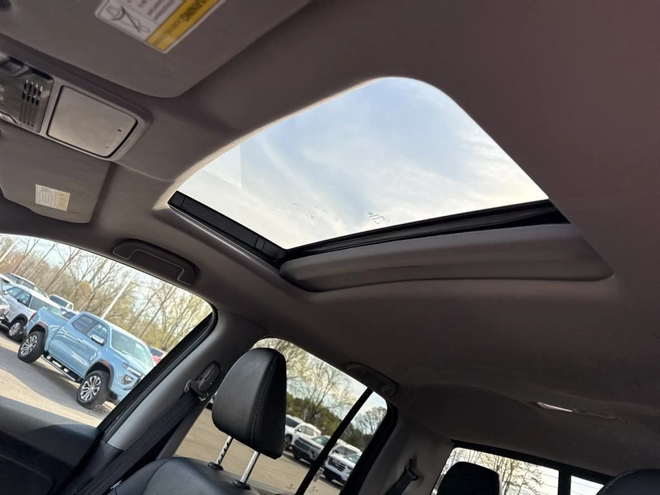 2025 Honda Ridgeline 2nd Gen - Image 12 of 21