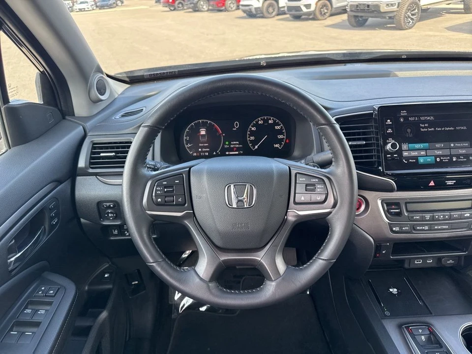 2025 Honda Ridgeline 2nd Gen - Image 16 of 21