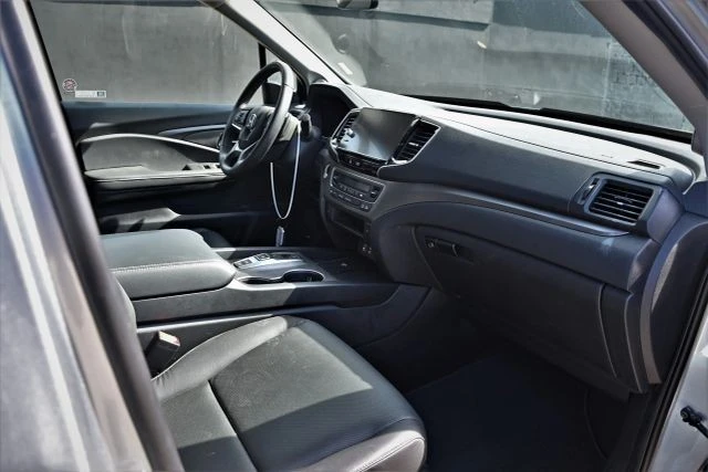 2025 Honda Ridgeline 2nd Gen - Image 14 of 19