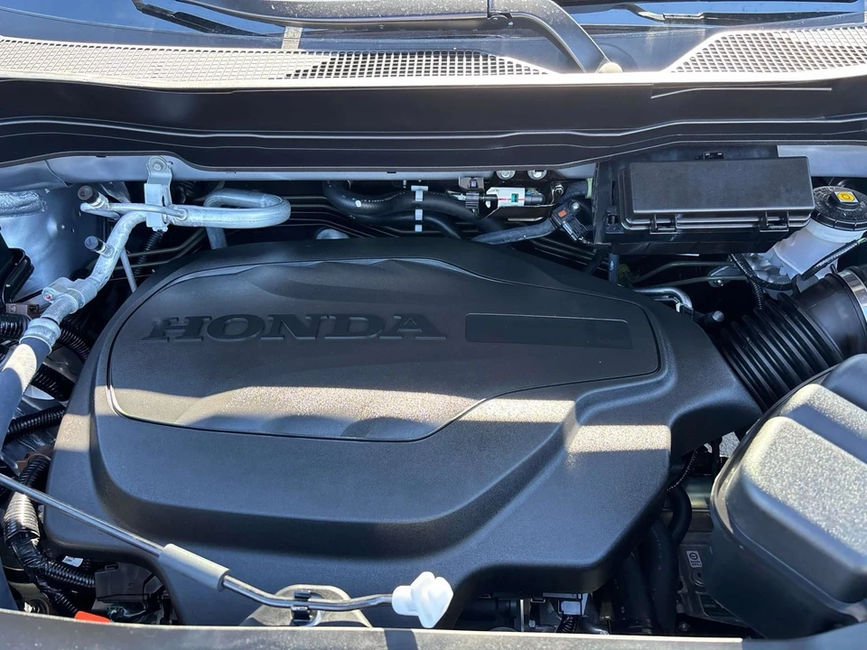 2025 Honda Ridgeline 2nd Gen - Image 12 of 21