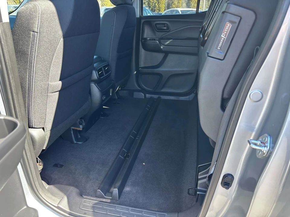 2025 Honda Ridgeline 2nd Gen - Image 14 of 21
