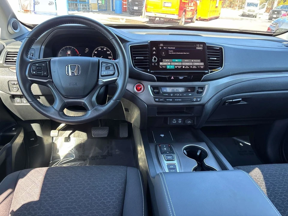 2025 Honda Ridgeline 2nd Gen - Image 15 of 21