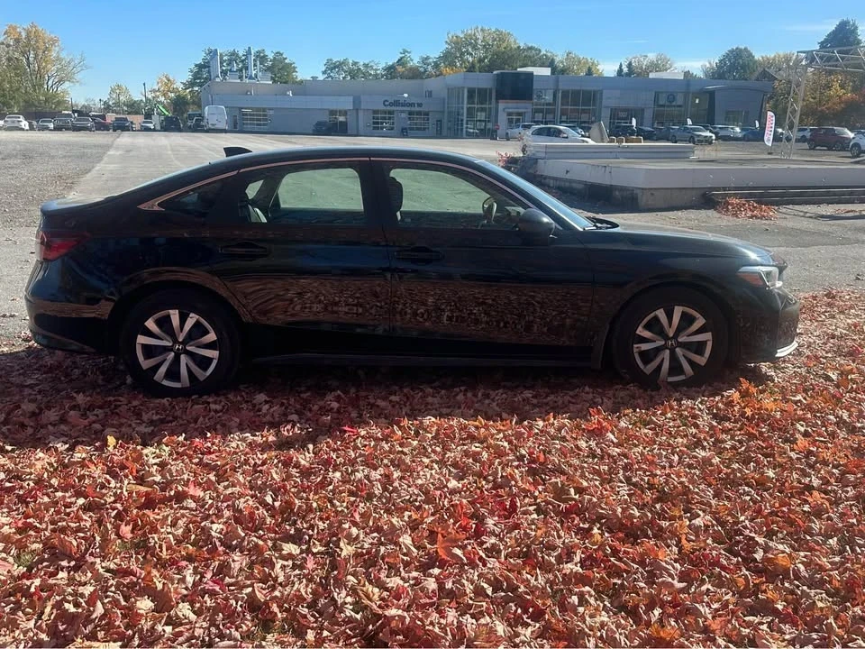 2025 Honda Civic 11th Gen - Image 4 of 7