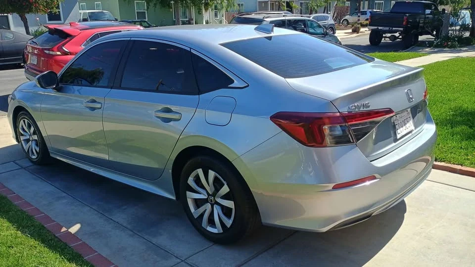 2025 Honda Civic 11th Gen - Image 3 of 12