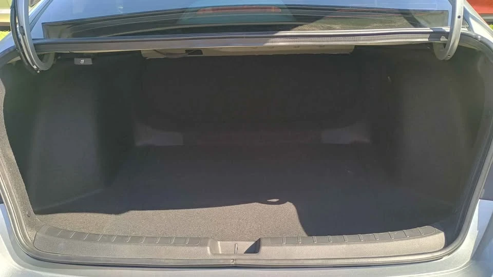 2025 Honda Civic 11th Gen - Image 9 of 12