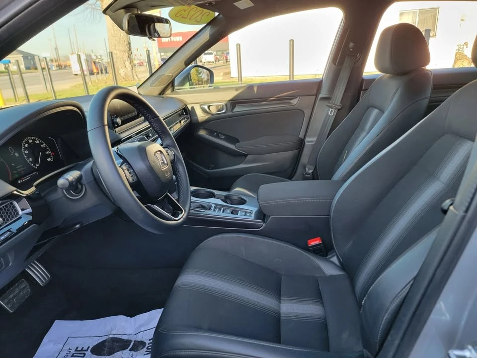 2025 Honda Civic 11th Gen - Image 19 of 20