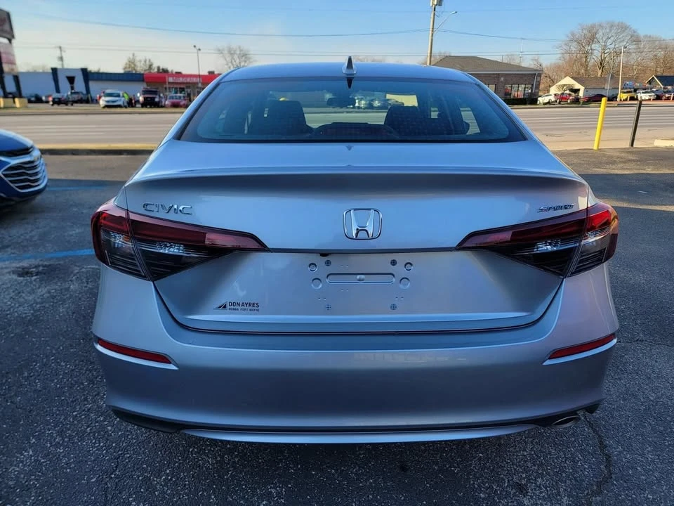 2025 Honda Civic 11th Gen - Image 6 of 20