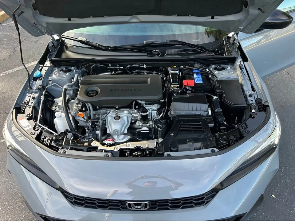 2025 Honda Civic 11th Gen - Image 6 of 12