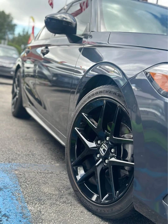 2025 Honda Civic 11th Gen - Image 10 of 10