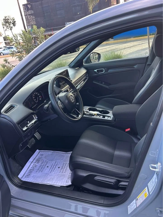 2025 Honda Civic 11th Gen - Image 12 of 12