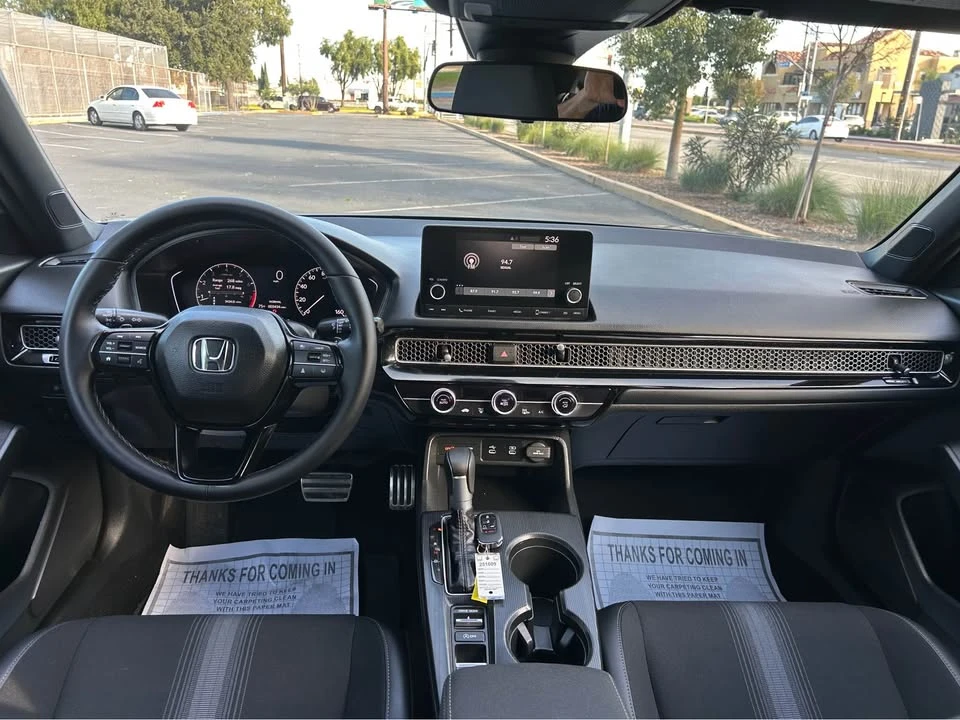 2025 Honda Civic 11th Gen - Image 11 of 12