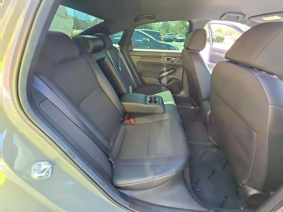 2025 Honda Civic 11th Gen - Image 8 of 11