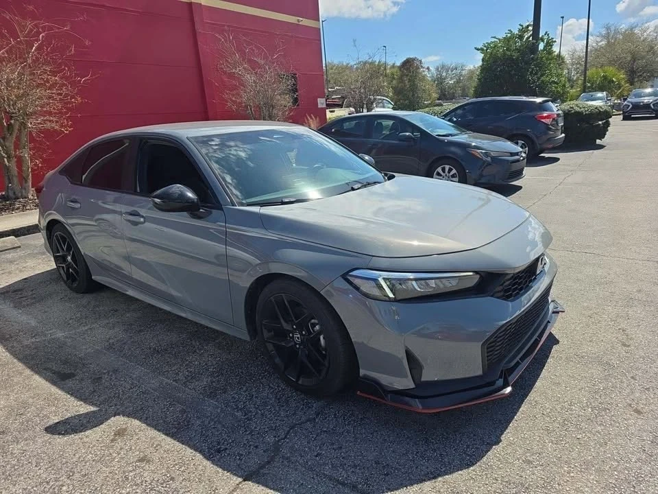 2025 Honda Civic 11th Gen - Image 2 of 11