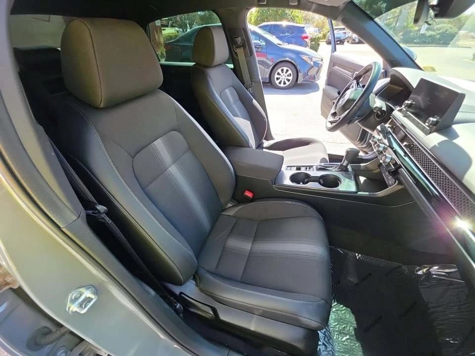 2025 Honda Civic 11th Gen - Image 3 of 11