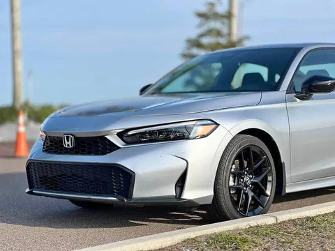2025 Honda Civic Hybrid Sport