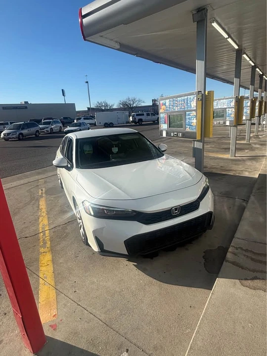 2025 Honda Civic 11th Gen - Image 5 of 11