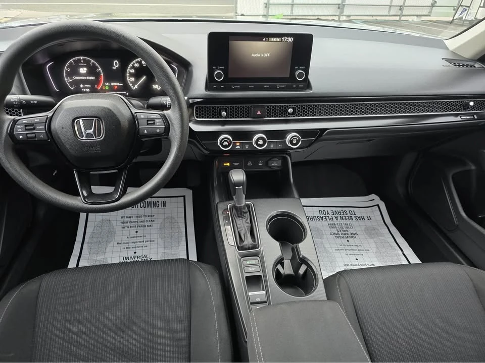 2025 Honda Civic 11th Gen - Image 13 of 18
