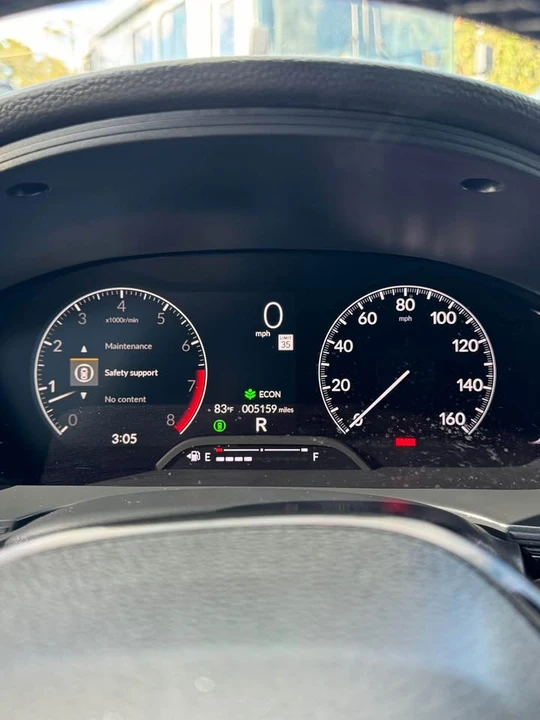 2025 Honda Civic 11th Gen - Image 17 of 18