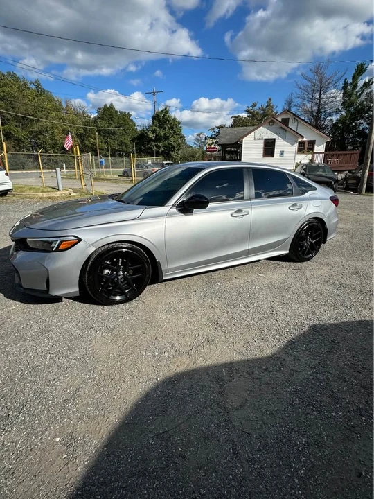 2025 Honda Civic 11th Gen - Image 4 of 18